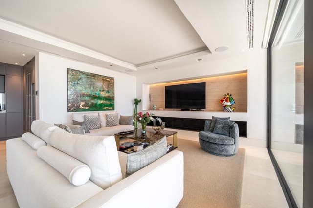 Apartamento de 3 habitaciones en La Quinta, Benahavís en venta con piscina garaje - 2.150.000 € (Ref: 9244336)