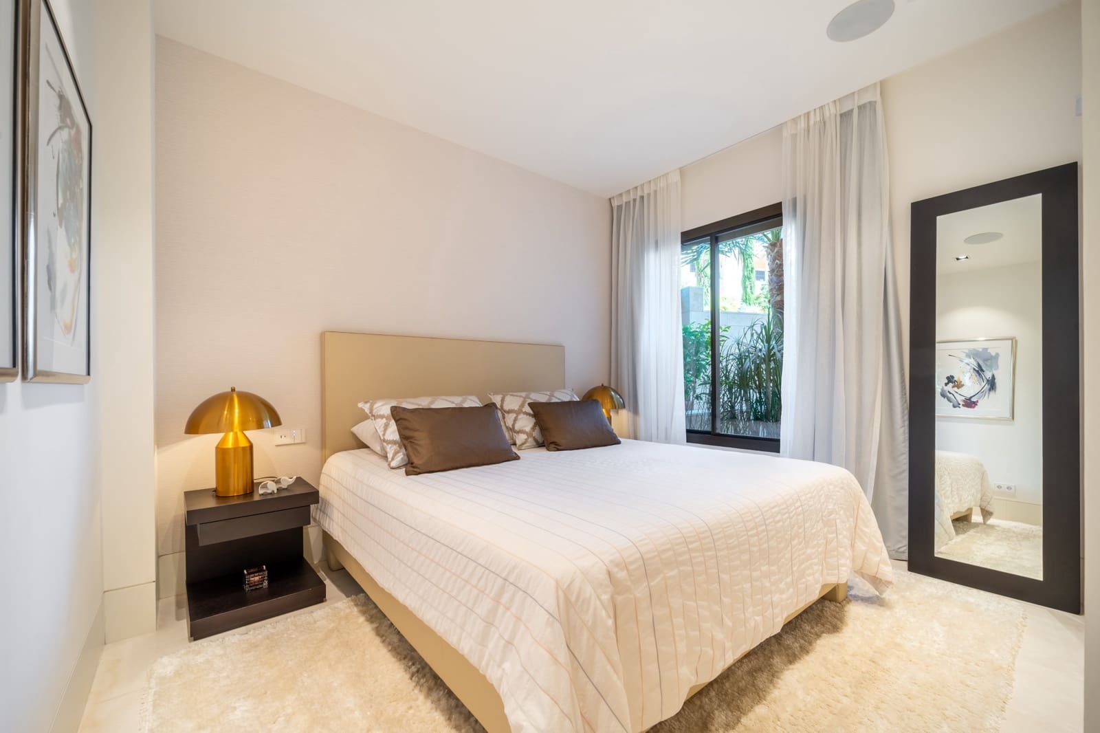3 quarto Apartamento para venda em La Quinta com piscina garagem - 2 150 000 € (Ref: 9244336)