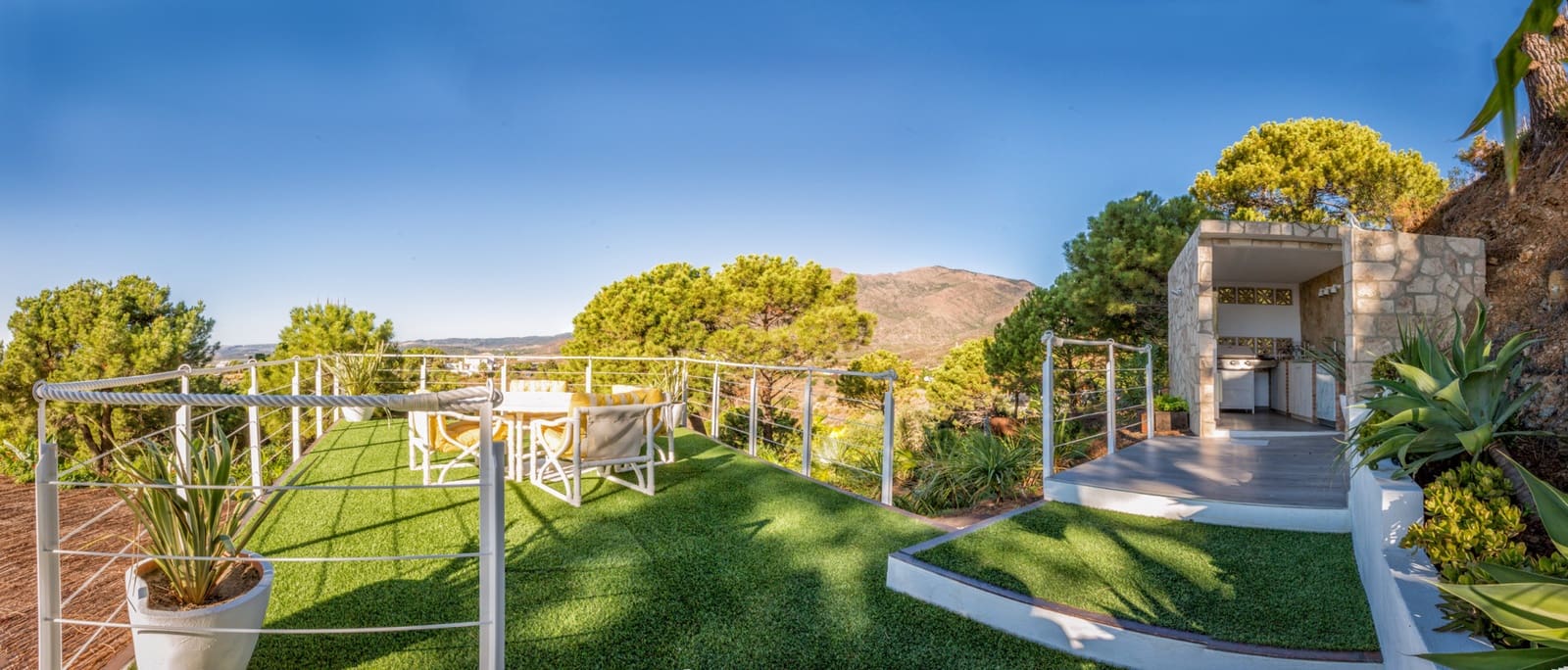 7 soveværelse Villa til salg i Estepona med swimmingpool garage - € 3.990.000 (Ref: 9244339)