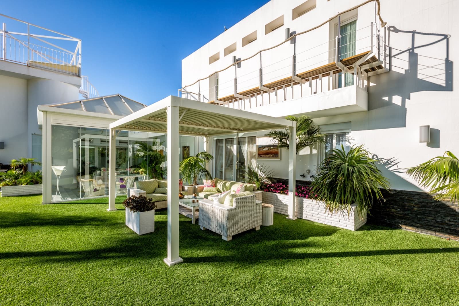 7 soveværelse Villa til salg i Estepona med swimmingpool garage - € 3.990.000 (Ref: 9244339)