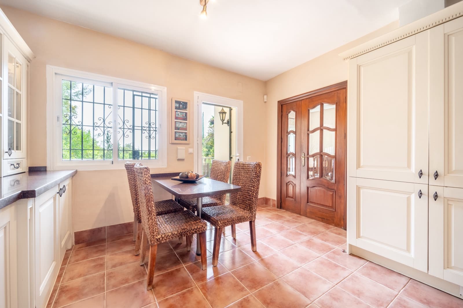 Chalet de 4 habitaciones en Marbella en venta con piscina garaje - 1.190.000 € (Ref: 9244342)