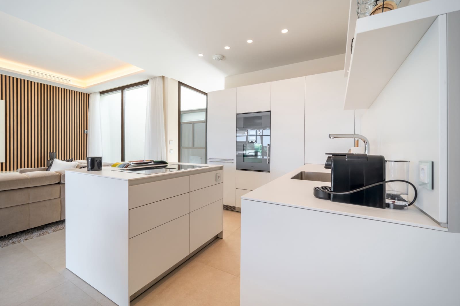 3 chambre Maison de Ville à vendre à Estepona avec piscine garage - 3 450 000 € (Ref: 9244345)