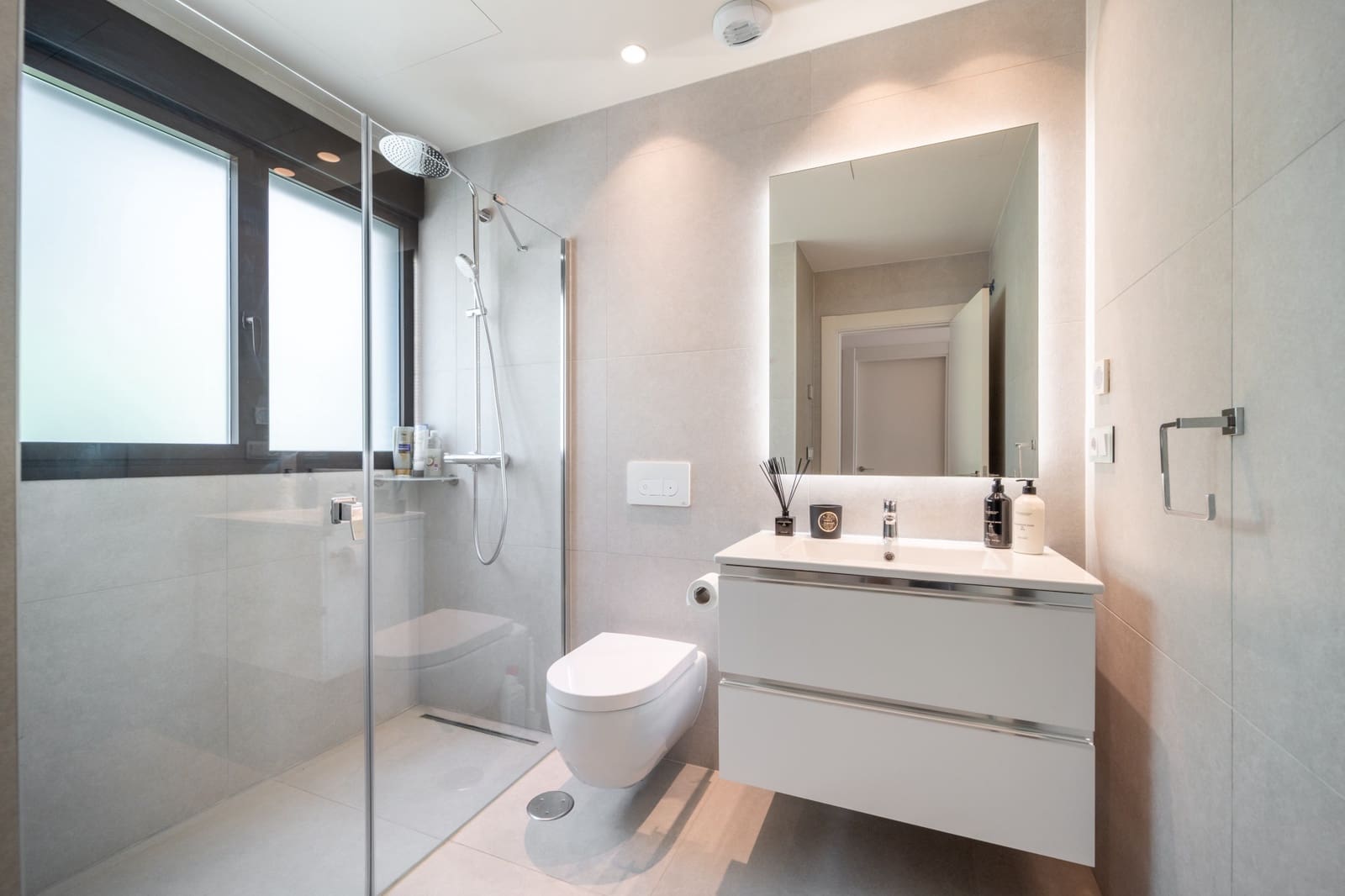 3 chambre Maison de Ville à vendre à Estepona avec piscine garage - 3 450 000 € (Ref: 9244345)