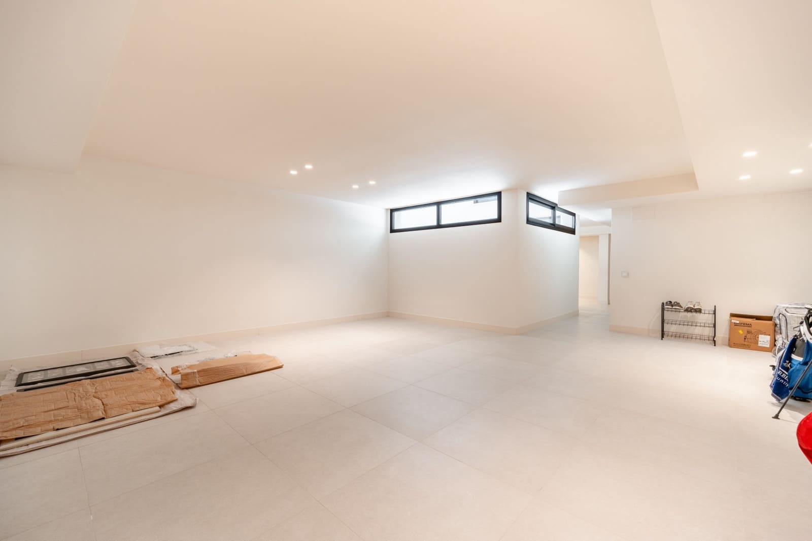 3 chambre Maison de Ville à vendre à Estepona avec piscine garage - 3 450 000 € (Ref: 9244345)