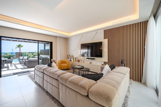 3 sypialnia Dom na sprzedaż w El Velerín, Estepona z basenem garażem - 3 450 000 € (Ref: 9244345)