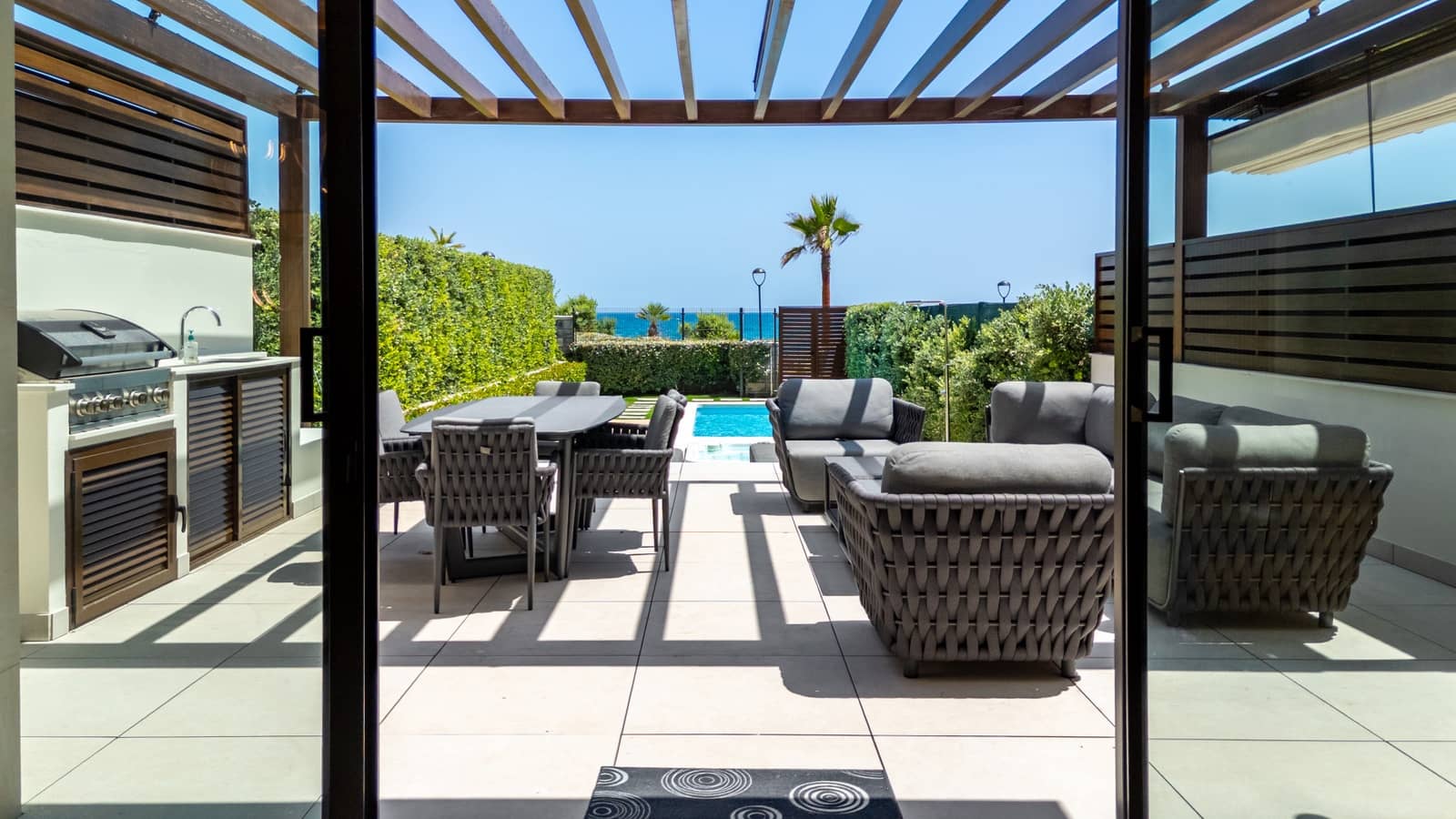 3 chambre Maison de Ville à vendre à Estepona avec piscine garage - 3 450 000 € (Ref: 9244345)