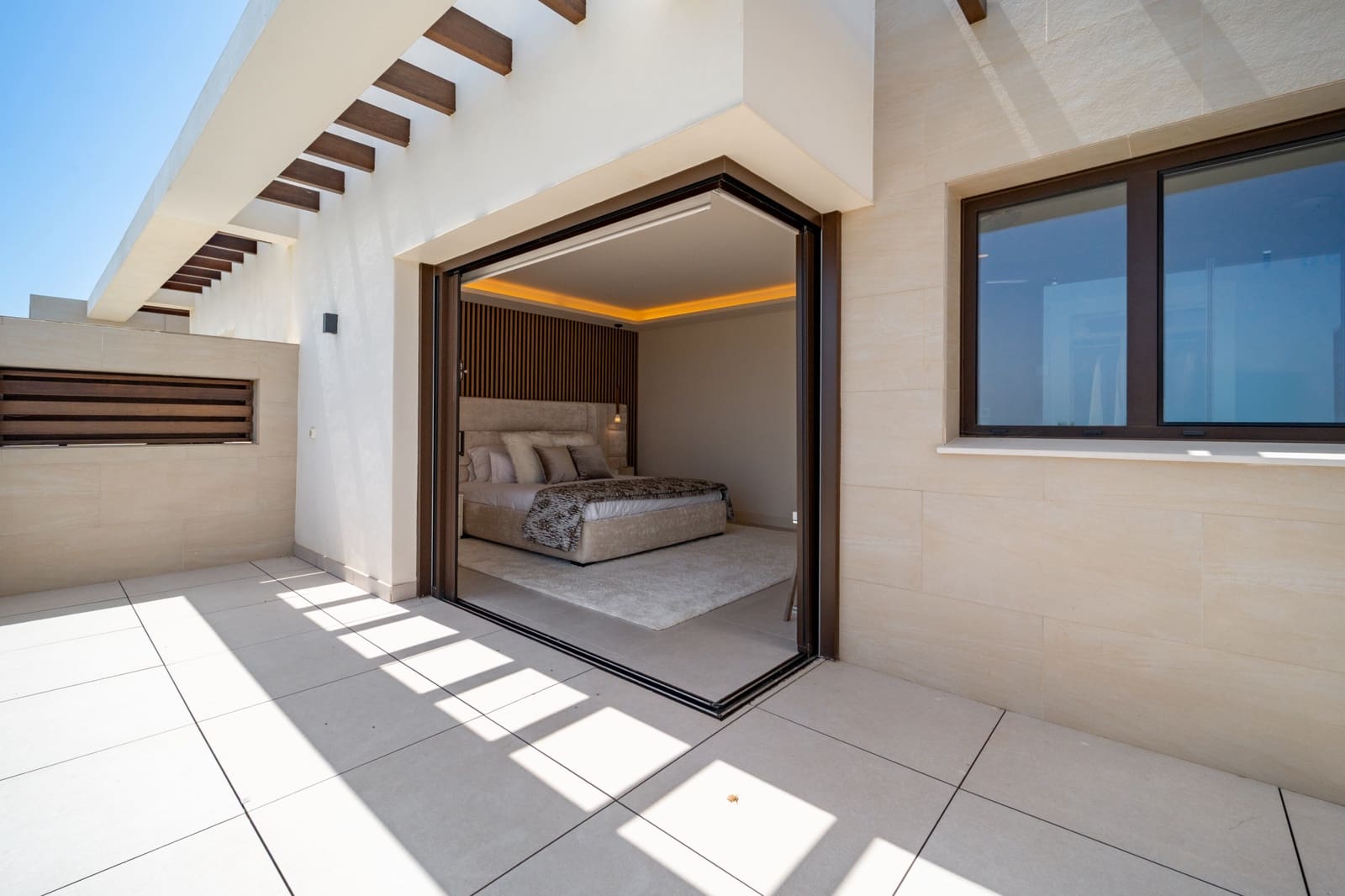 3 chambre Maison de Ville à vendre à Estepona avec piscine garage - 3 450 000 € (Ref: 9244345)