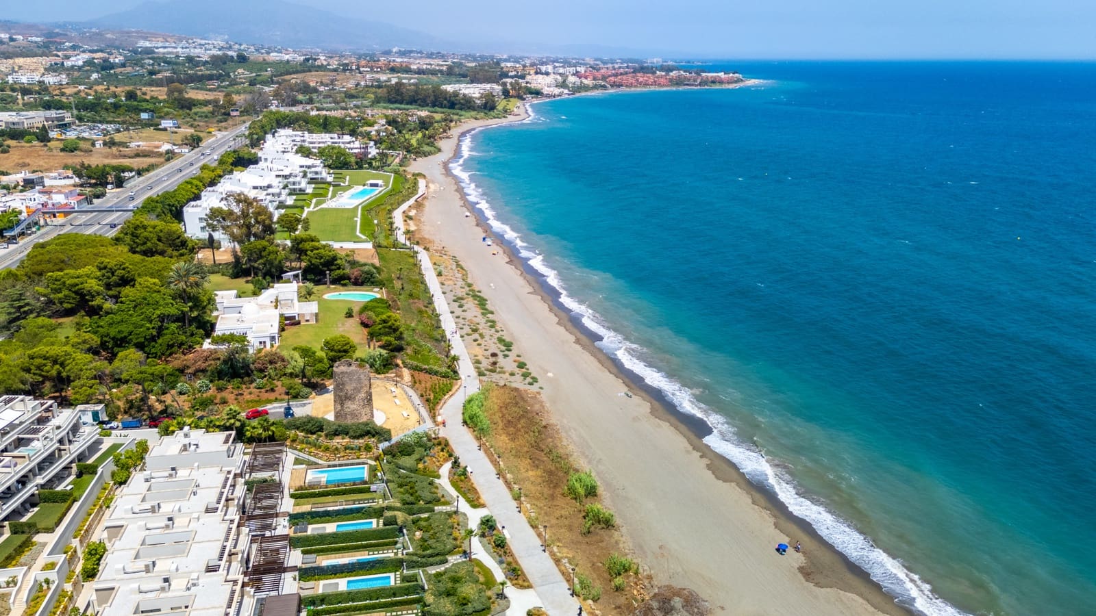 3 chambre Maison de Ville à vendre à Estepona avec piscine garage - 3 450 000 € (Ref: 9244345)