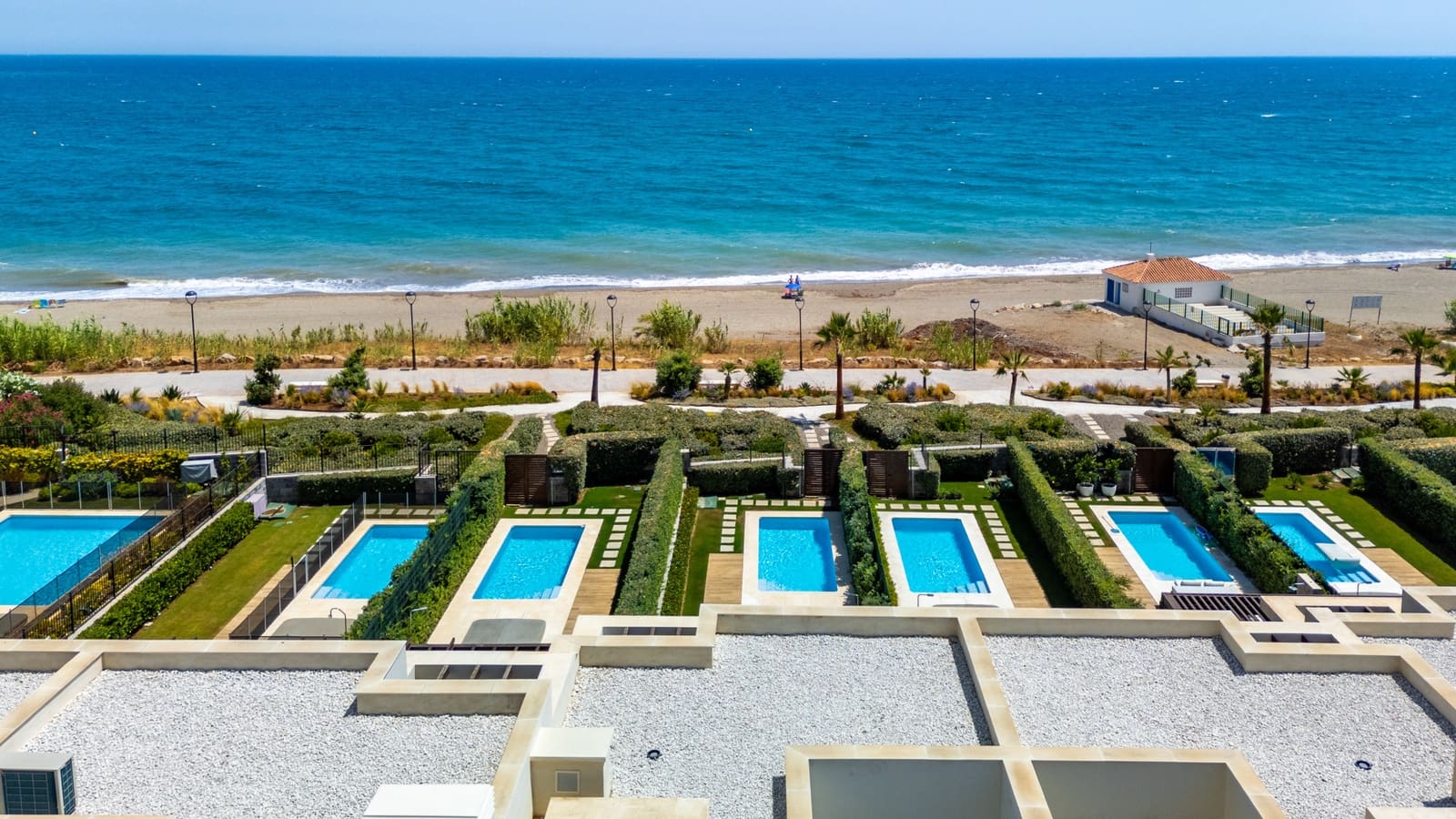 3 chambre Maison de Ville à vendre à Estepona avec piscine garage - 3 450 000 € (Ref: 9244345)