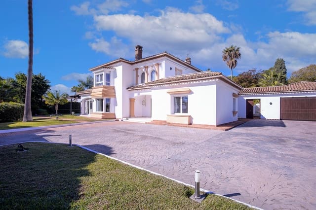 6 sypialnia Willa na sprzedaż w Guadalmina Baja, Marbella z basenem garażem - 3 250 000 € (Ref: 9245783)