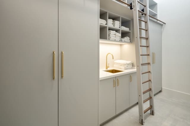 6 makuuhuone Huvila myytävänä paikassa Nueva Andalucia, Marbella mukana uima-altaan 
autotalli - 5 850 000 € (Ref: 9245784)