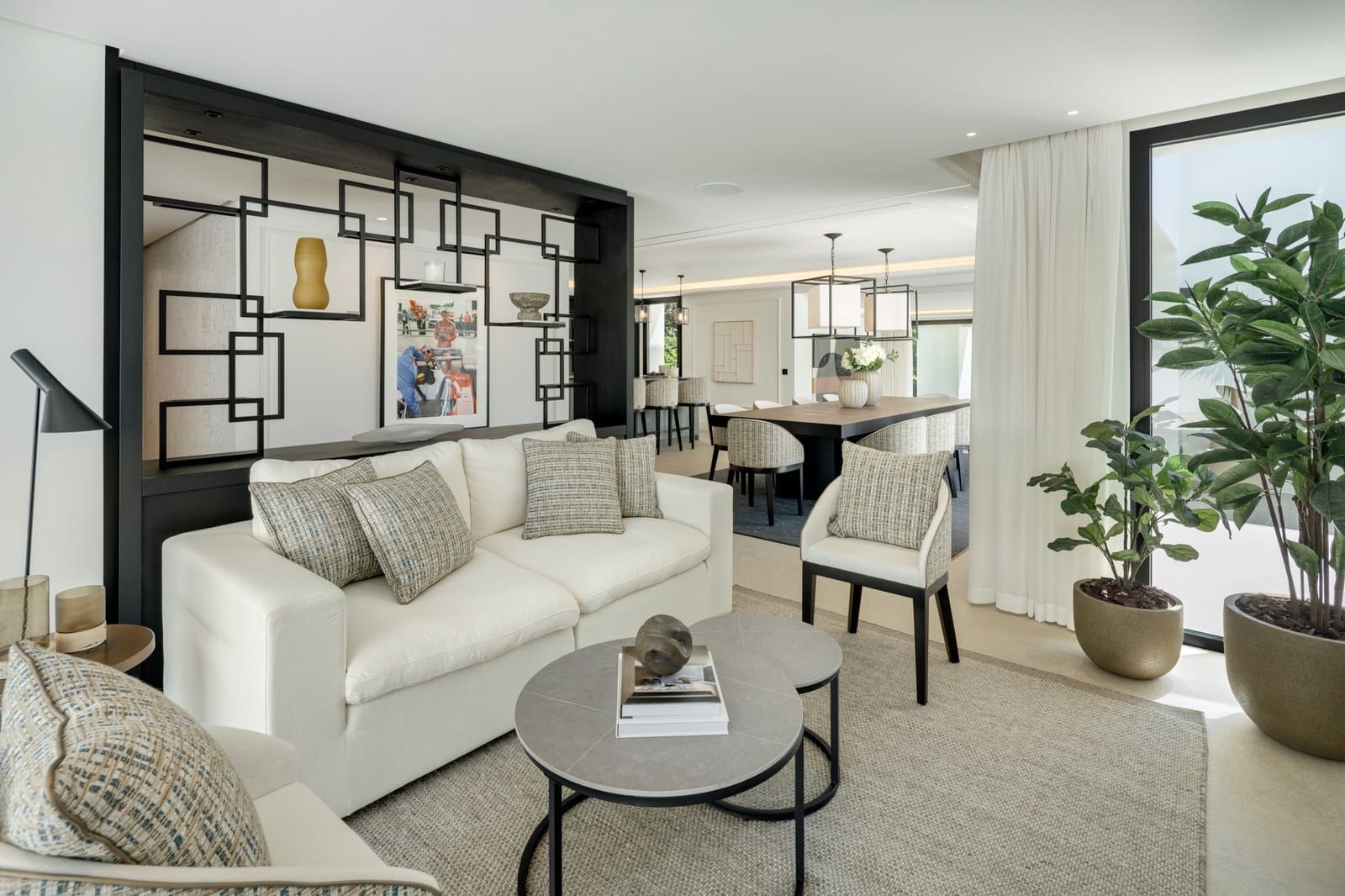 6 makuuhuone Huvila myytävänä paikassa Nueva Andalucia mukana uima-altaan 
autotalli - 5 850 000 € (Ref: 9245784)