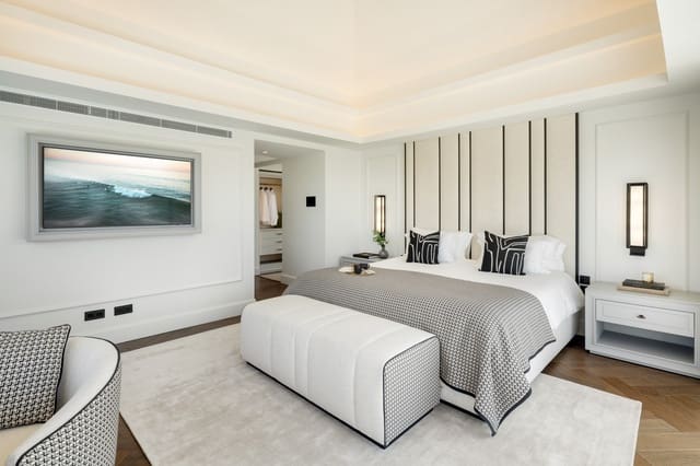 6 makuuhuone Huvila myytävänä paikassa Nueva Andalucia, Marbella mukana uima-altaan 
autotalli - 5 850 000 € (Ref: 9245784)