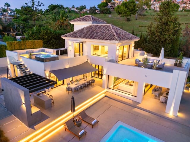 6 chambre Villa/Maison à vendre à Nueva Andalucia, Marbella avec piscine garage - 5 850 000 € (Ref: 9245784)
