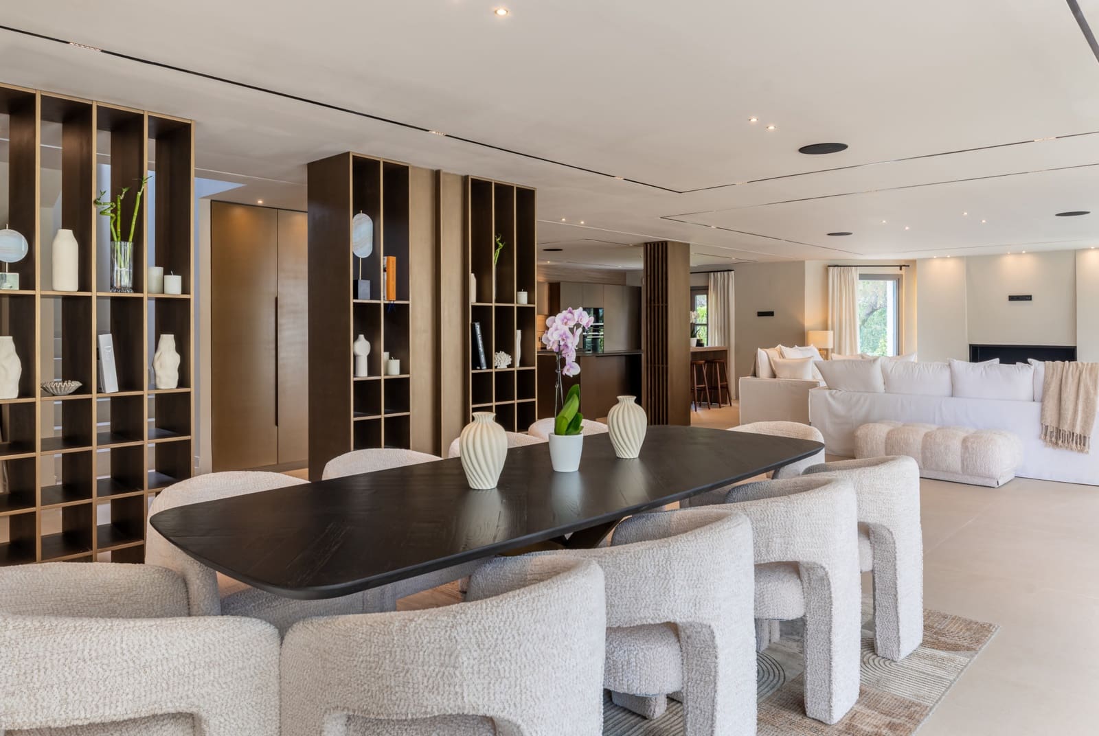 5 bedroom Villa for sale in Marbella with pool garage - € 3,800,000 (Ref: 9245785)