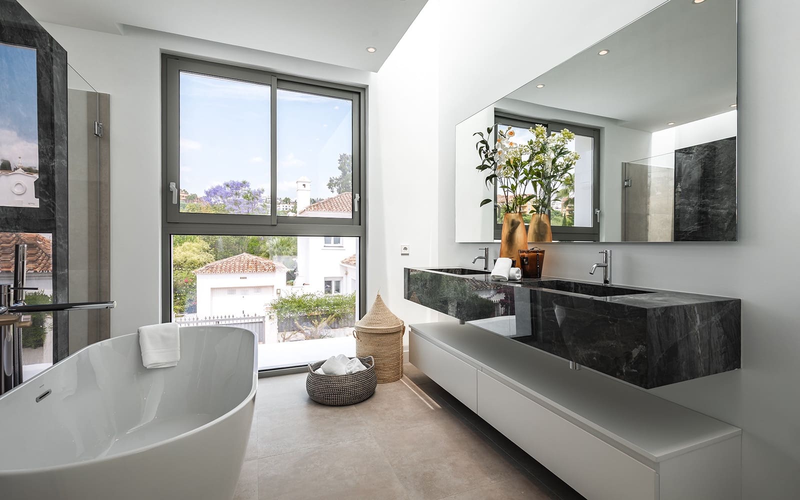 5 Zimmer Villa zu verkaufen in New Golden Mile mit Pool Garage - 2.495.000 € (Ref: 9245786)