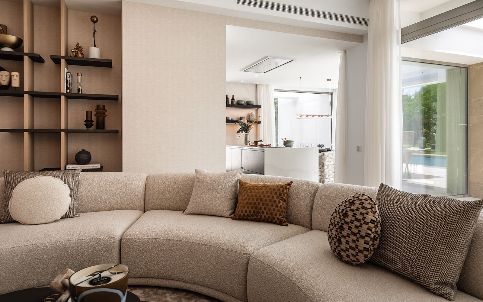 5 Zimmer Villa zu verkaufen in New Golden Mile mit Pool Garage - 2.495.000 € (Ref: 9245786)