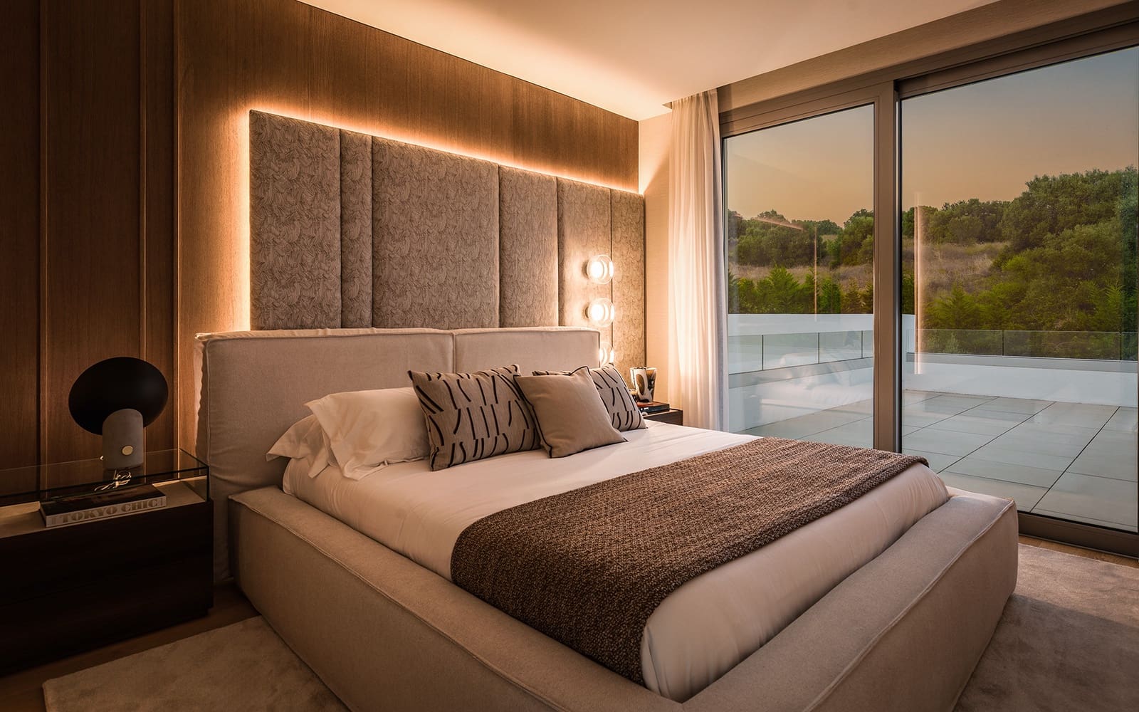 5 Zimmer Villa zu verkaufen in New Golden Mile mit Pool Garage - 2.495.000 € (Ref: 9245786)