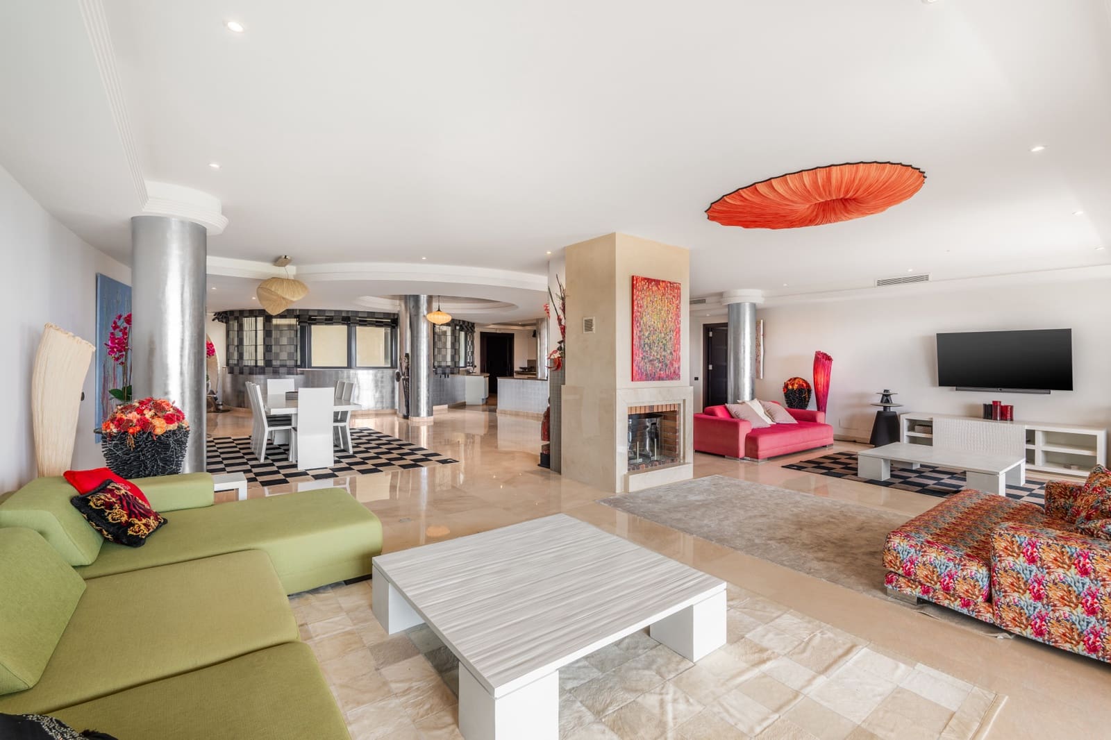3 bedroom Apartment for sale in Puerto Banus with pool garage - € 6,900,000 (Ref: 9245792)