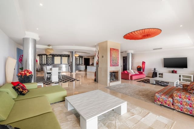 3 soveværelse Lejlighed til salg i Puerto Banus, Marbella med swimmingpool garage - € 6.900.000 (Ref: 9245792)