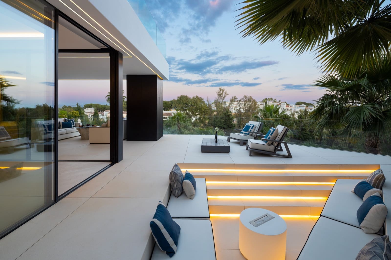 5 slaapkamer Villa te koop in El Madronal met zwembad garage - € 6.500.000 (Ref: 9245793)