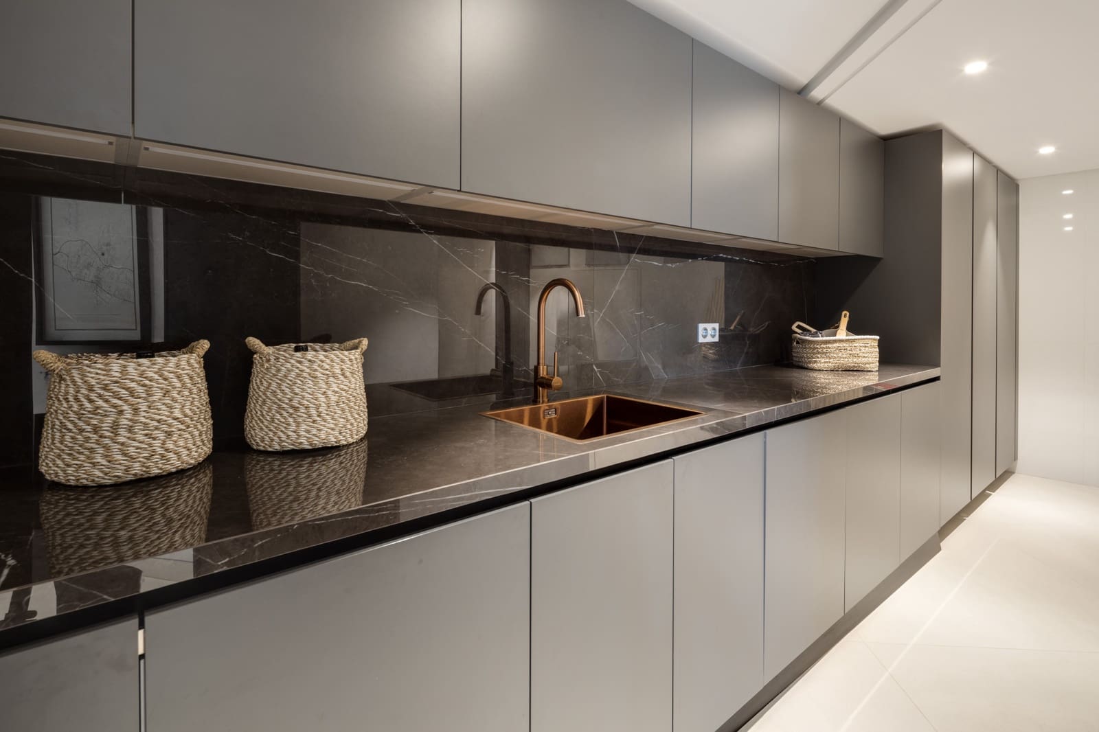 5 slaapkamer Villa te koop in El Madronal met zwembad garage - € 6.500.000 (Ref: 9245793)