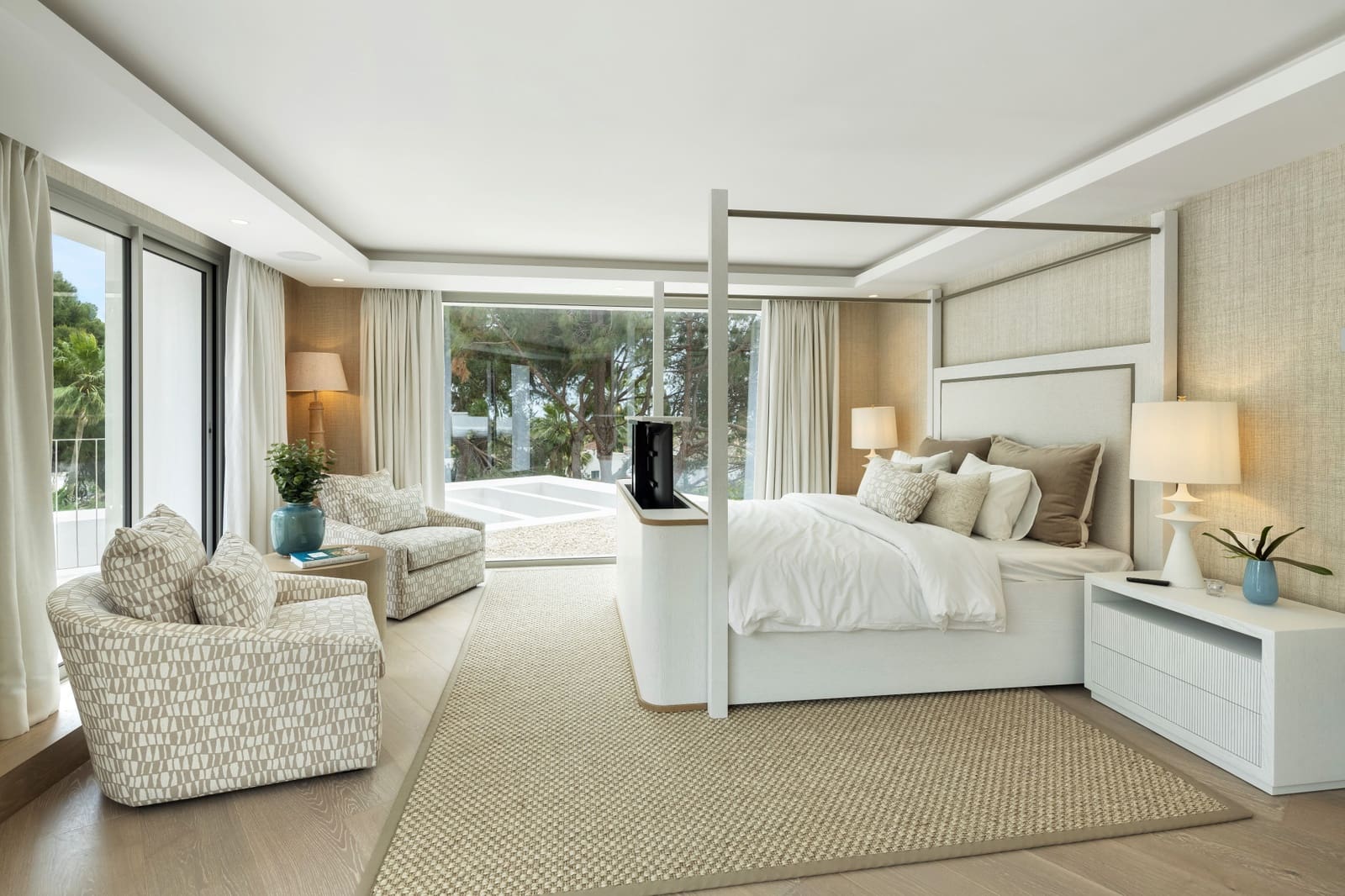 6 bedroom Villa for sale in Marbella with pool garage - € 8,950,000 (Ref: 9245797)