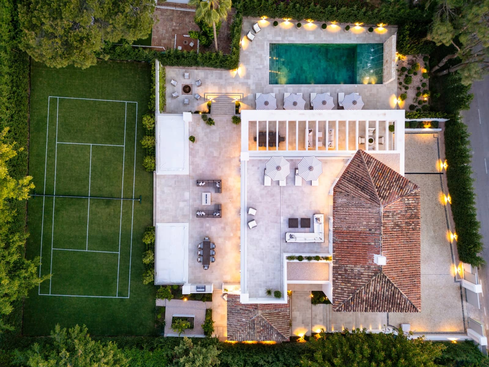 6 bedroom Villa for sale in Marbella with pool garage - € 8,950,000 (Ref: 9245797)