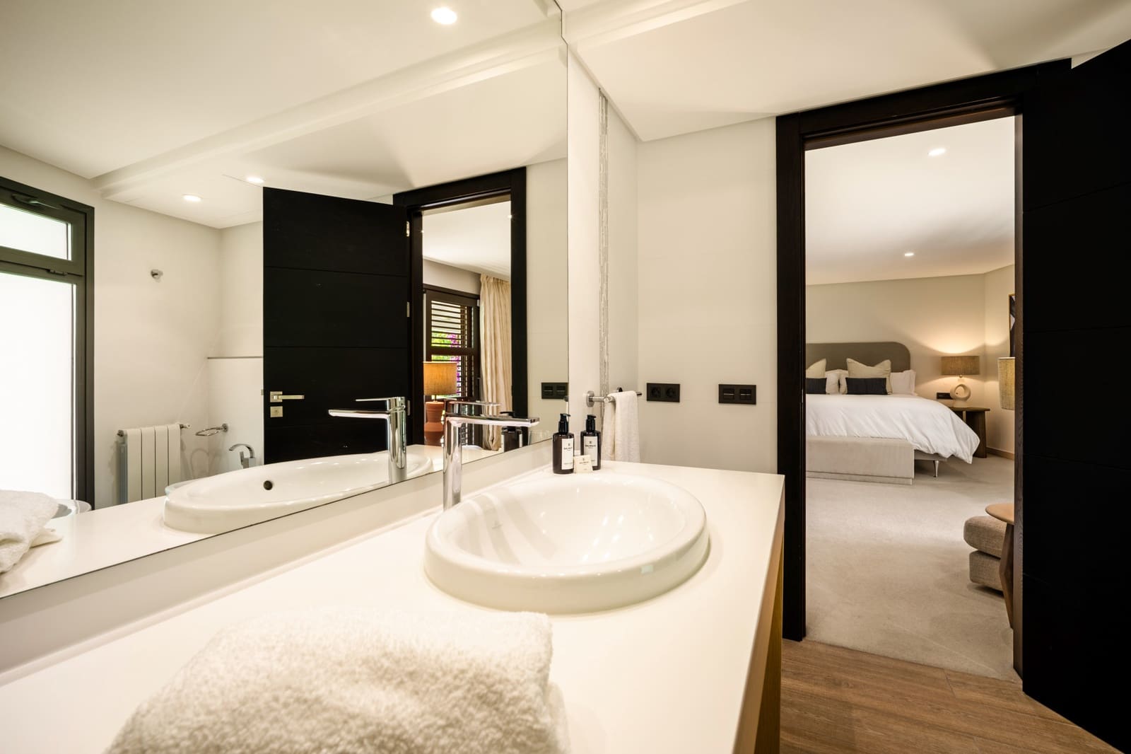 5 sypialnia Willa na sprzedaż w Marbella z basenem garażem - 6 995 000 € (Ref: 9245798)