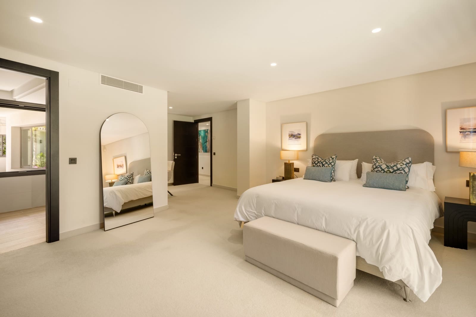 5 sypialnia Willa na sprzedaż w Marbella z basenem garażem - 6 995 000 € (Ref: 9245798)