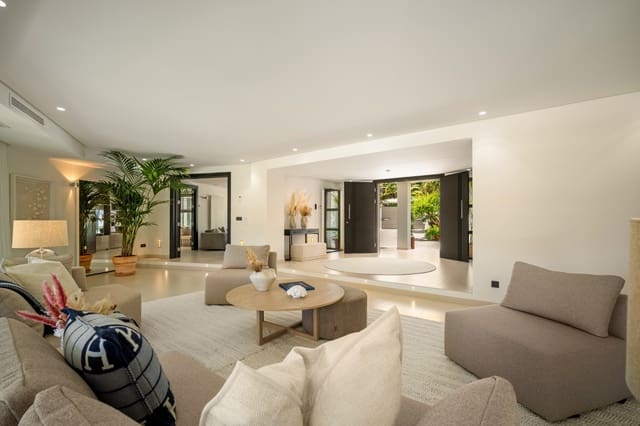 Chalet de 5 habitaciones en Marbella en venta con piscina garaje - 6.995.000 € (Ref: 9245798)