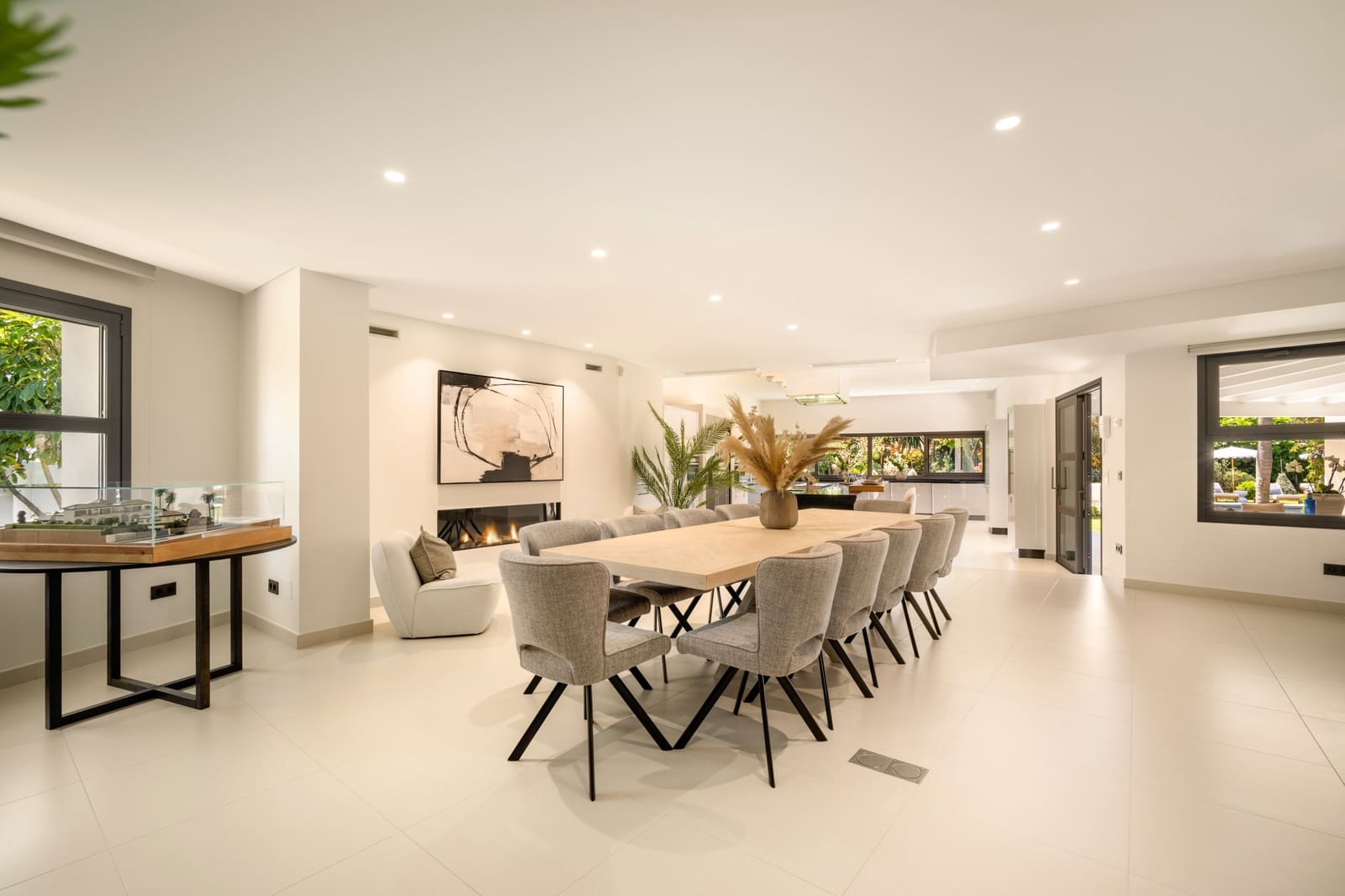 5 sypialnia Willa na sprzedaż w Marbella z basenem garażem - 6 995 000 € (Ref: 9245798)