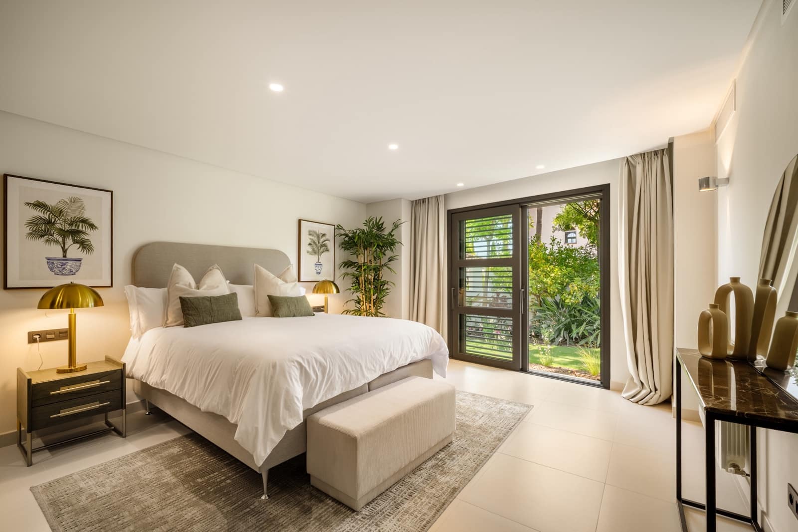5 sypialnia Willa na sprzedaż w Marbella z basenem garażem - 6 995 000 € (Ref: 9245798)