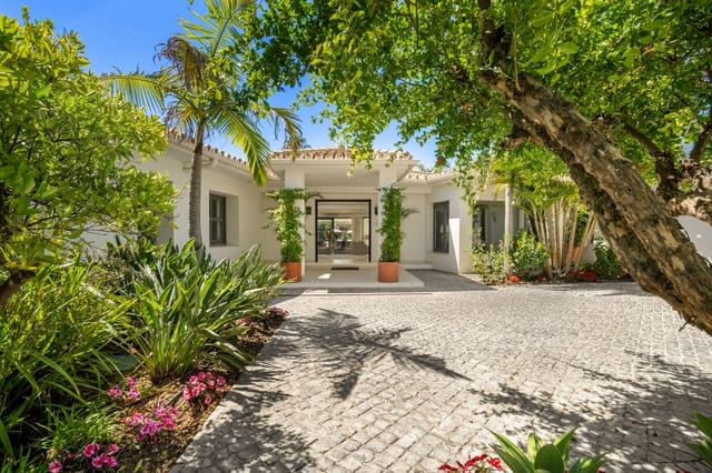 Chalet de 5 habitaciones en Marbella en venta con piscina garaje - 6.995.000 € (Ref: 9245798)