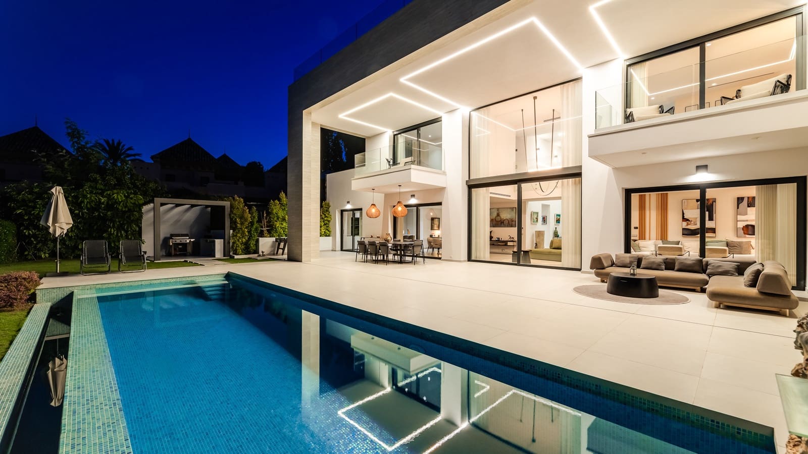 5 bedroom Villa for sale in Marbella with pool garage - € 6,950,000 (Ref: 9245801)
