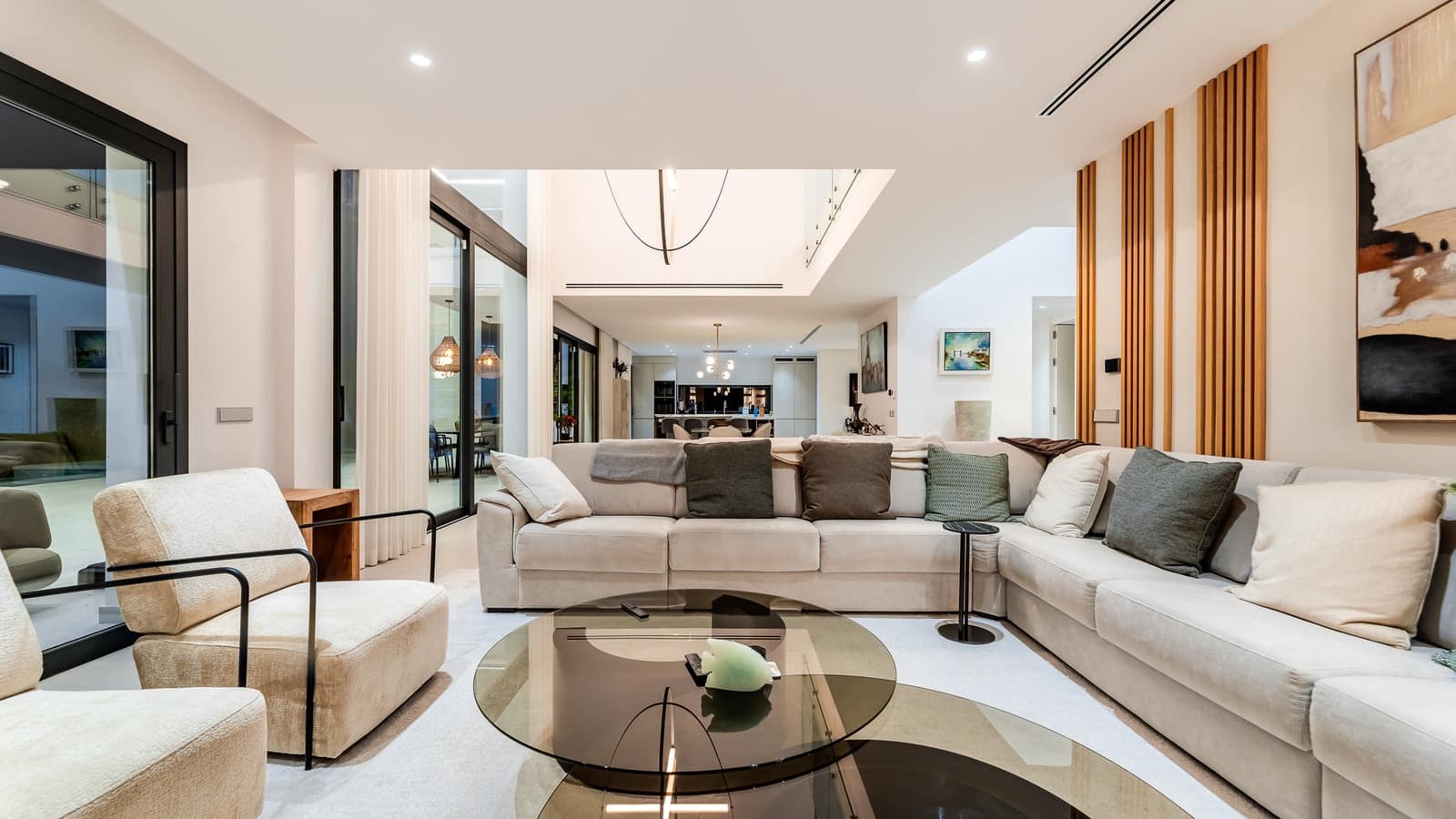 5 bedroom Villa for sale in Marbella with pool garage - € 6,950,000 (Ref: 9245801)