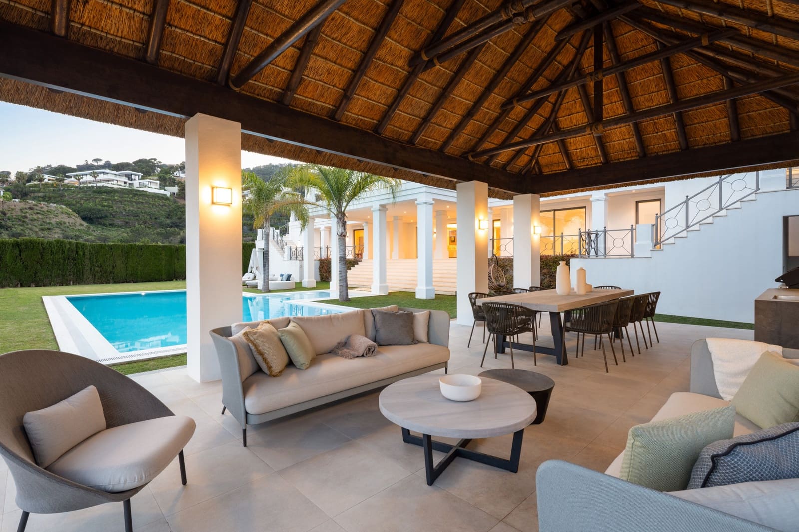 5 chambre Villa/Maison à vendre à El Madronal avec piscine garage - 8 350 000 € (Ref: 9245803)