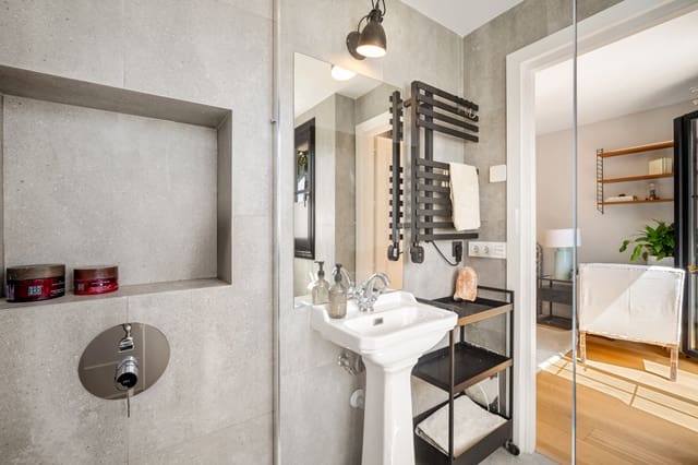 4 Zimmer Haus zu verkaufen in Marbella mit Pool Garage - 1.745.000 € (Ref: 9245804)