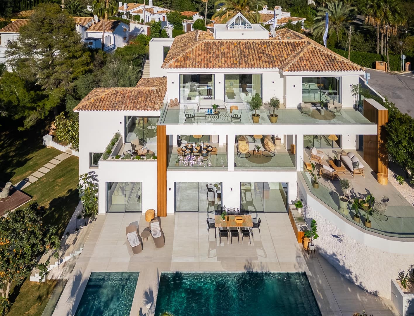 6 soverom Villa til salgs i Marbella med svømmebasseng garasje - € 3 975 000 (Ref: 9245806)