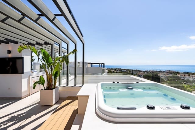 4 soverom Kjedet enebolig til salgs i Marbella med svømmebasseng garasje - € 3 500 000 (Ref: 9245817)