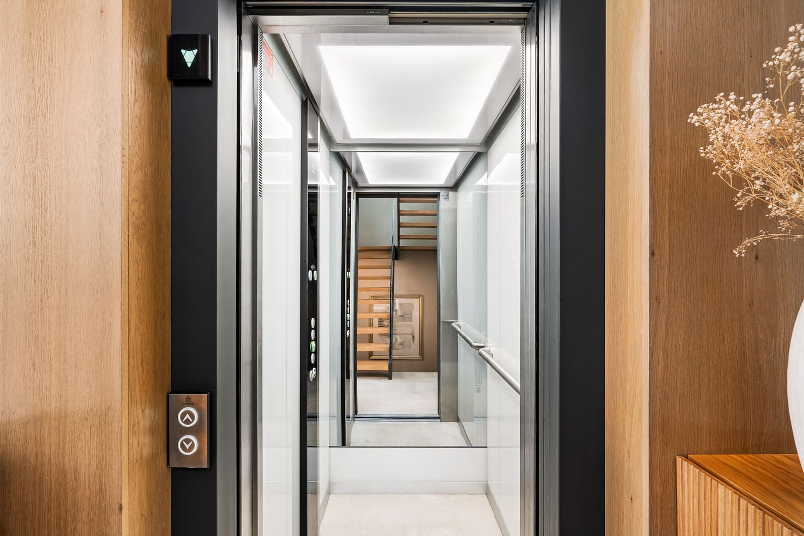 4 bedroom Semi-detached Villa for sale in Marbella with pool garage - € 3,500,000 (Ref: 9245817)