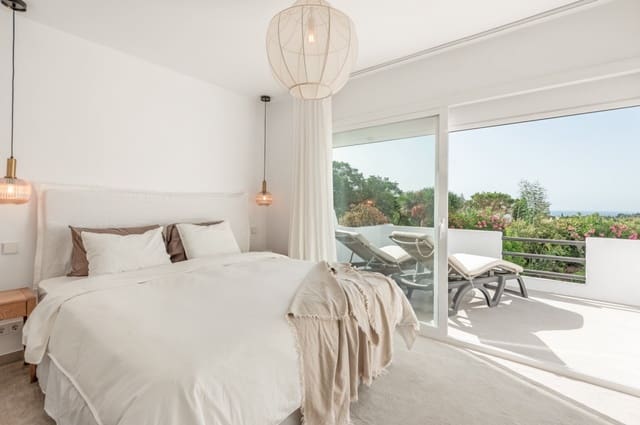 3 makuuhuone Omakotitalo myytävänä paikassa Marbella mukana uima-altaan 
autotalli - 775 000 € (Ref: 9245818)