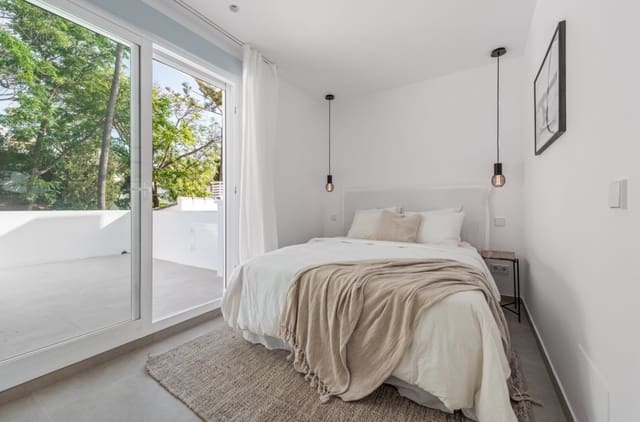 3 sovrum Hus till salu i Marbella med pool garage - 775 000 € (Ref: 9245818)