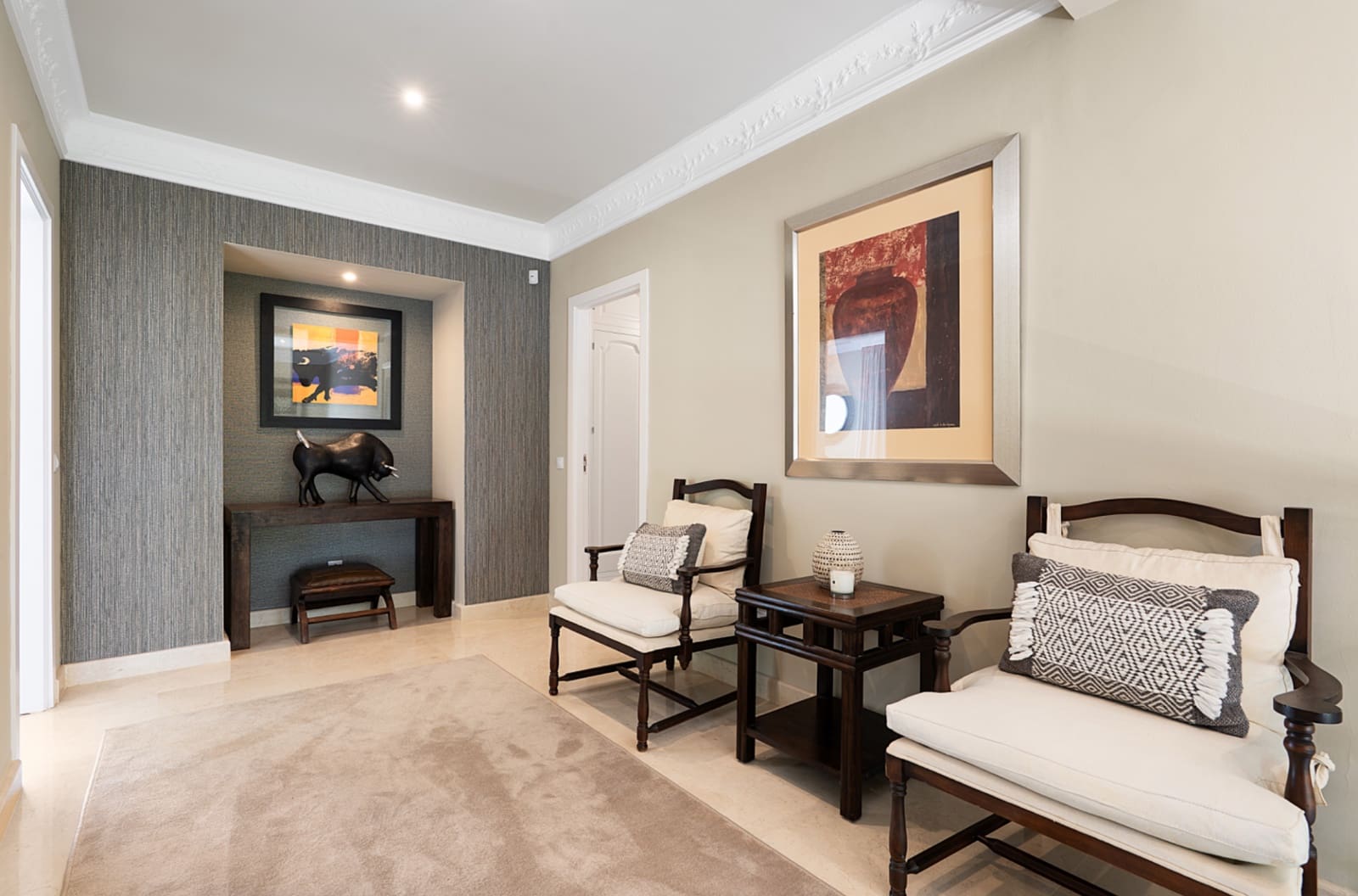 4 makuuhuone Huvila myytävänä paikassa Marbella mukana uima-altaan 
autotalli - 3 250 000 € (Ref: 9245822)