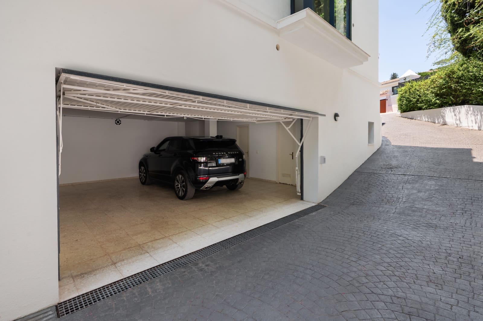 4 soverom Villa til salgs i Marbella med svømmebasseng garasje - € 3 250 000 (Ref: 9245822)
