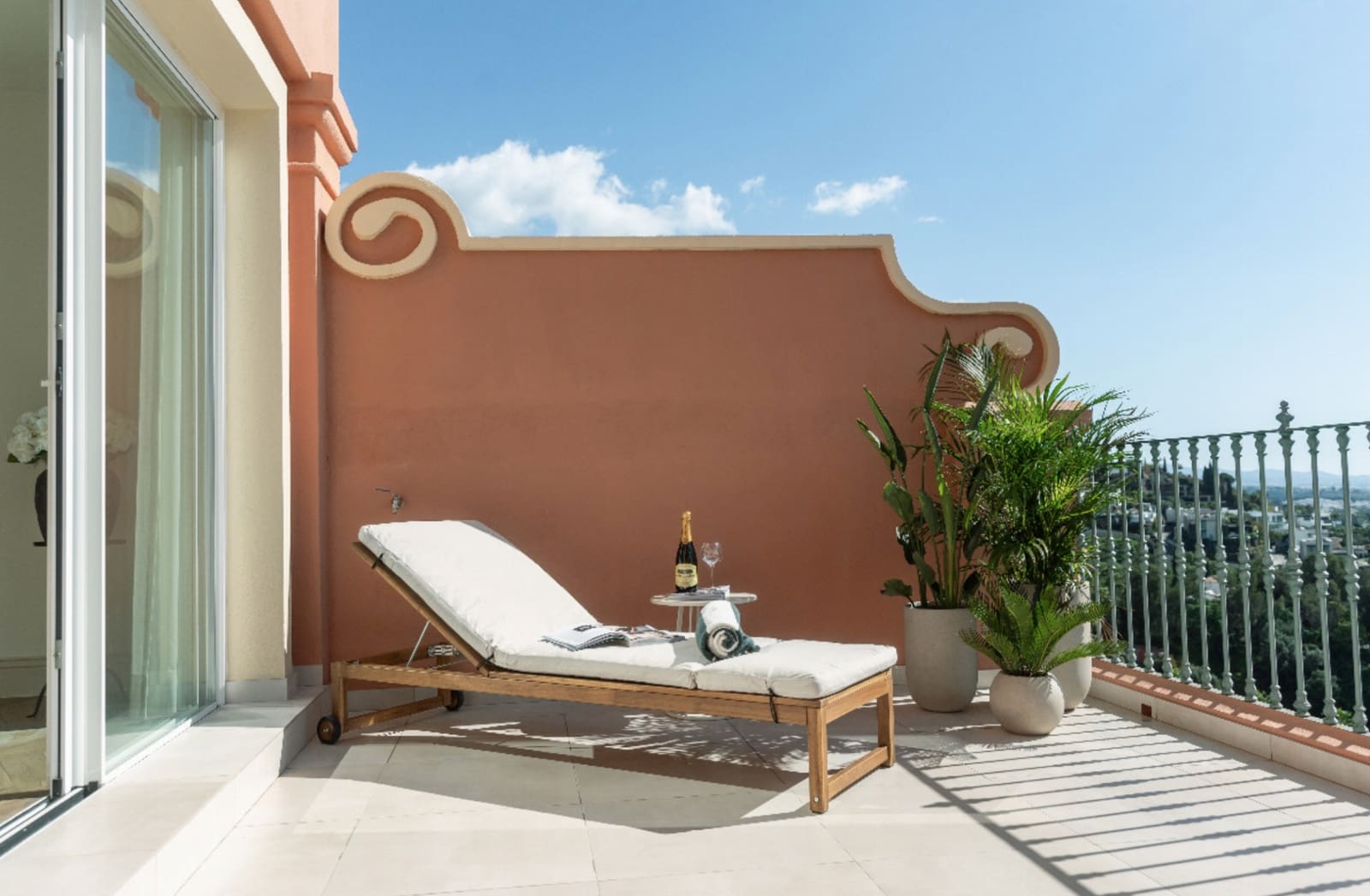 4 soverom Leilighet til salgs i Monte Halcones med svømmebasseng garasje - € 1 349 000 (Ref: 9245823)