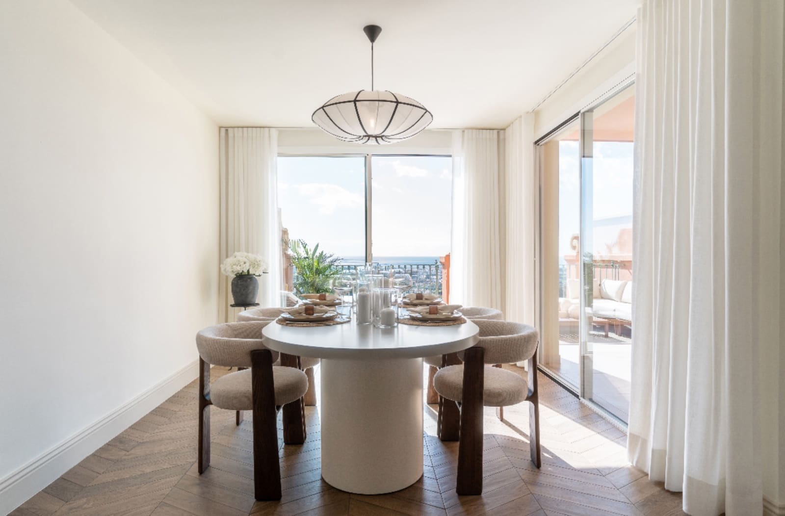 4 soveværelse Lejlighed til salg i Monte Halcones med swimmingpool garage - € 1.349.000 (Ref: 9245823)
