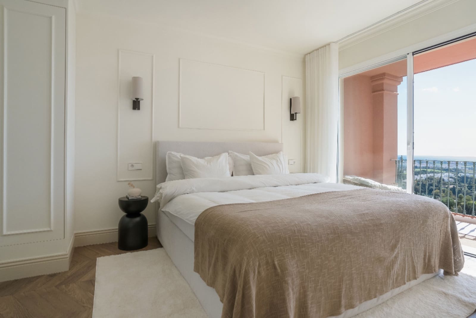 4 soveværelse Lejlighed til salg i Monte Halcones med swimmingpool garage - € 1.349.000 (Ref: 9245823)
