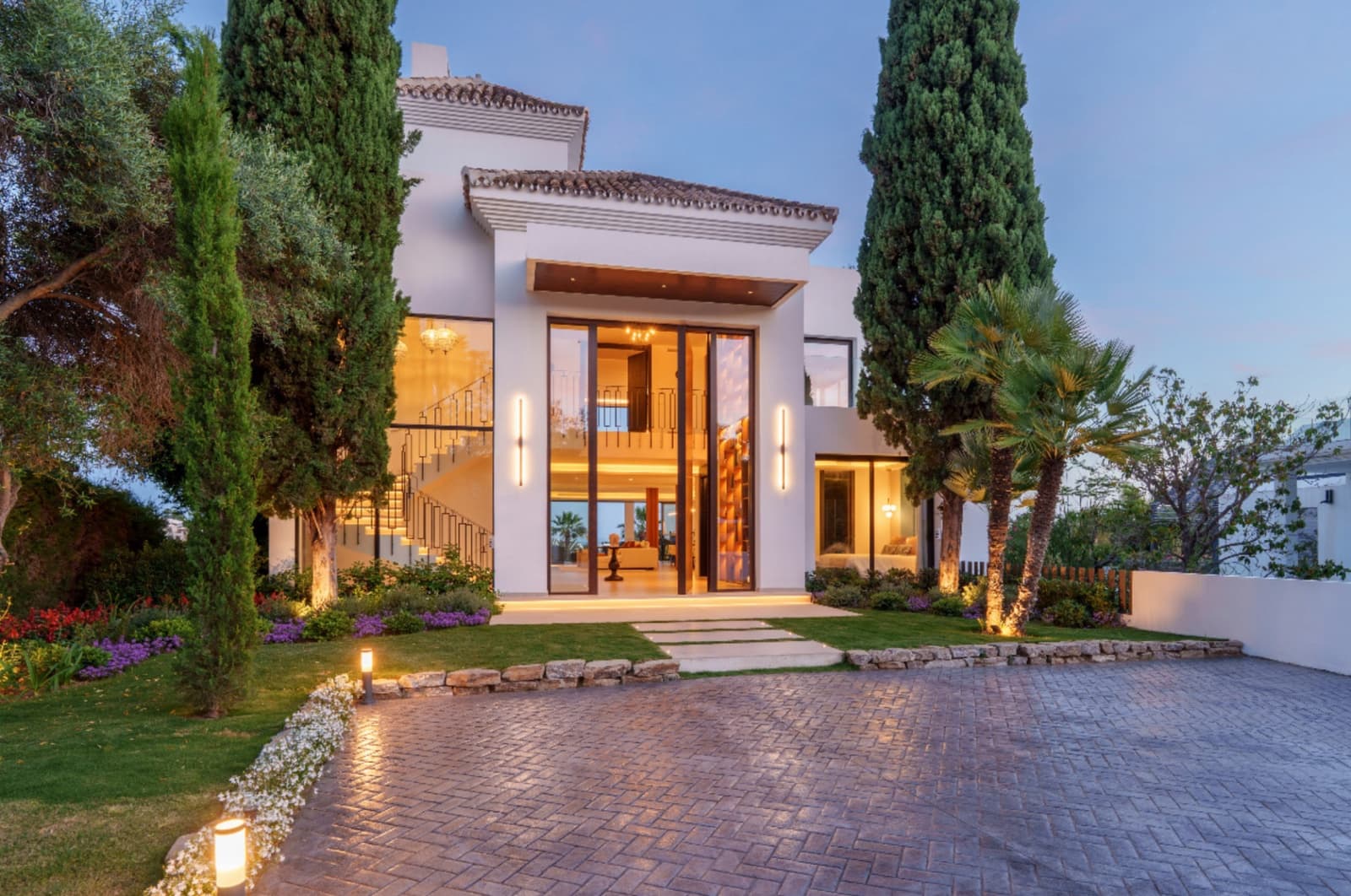 6 bedroom Villa for sale in Marbella with pool garage - € 7,350,000 (Ref: 9245824)