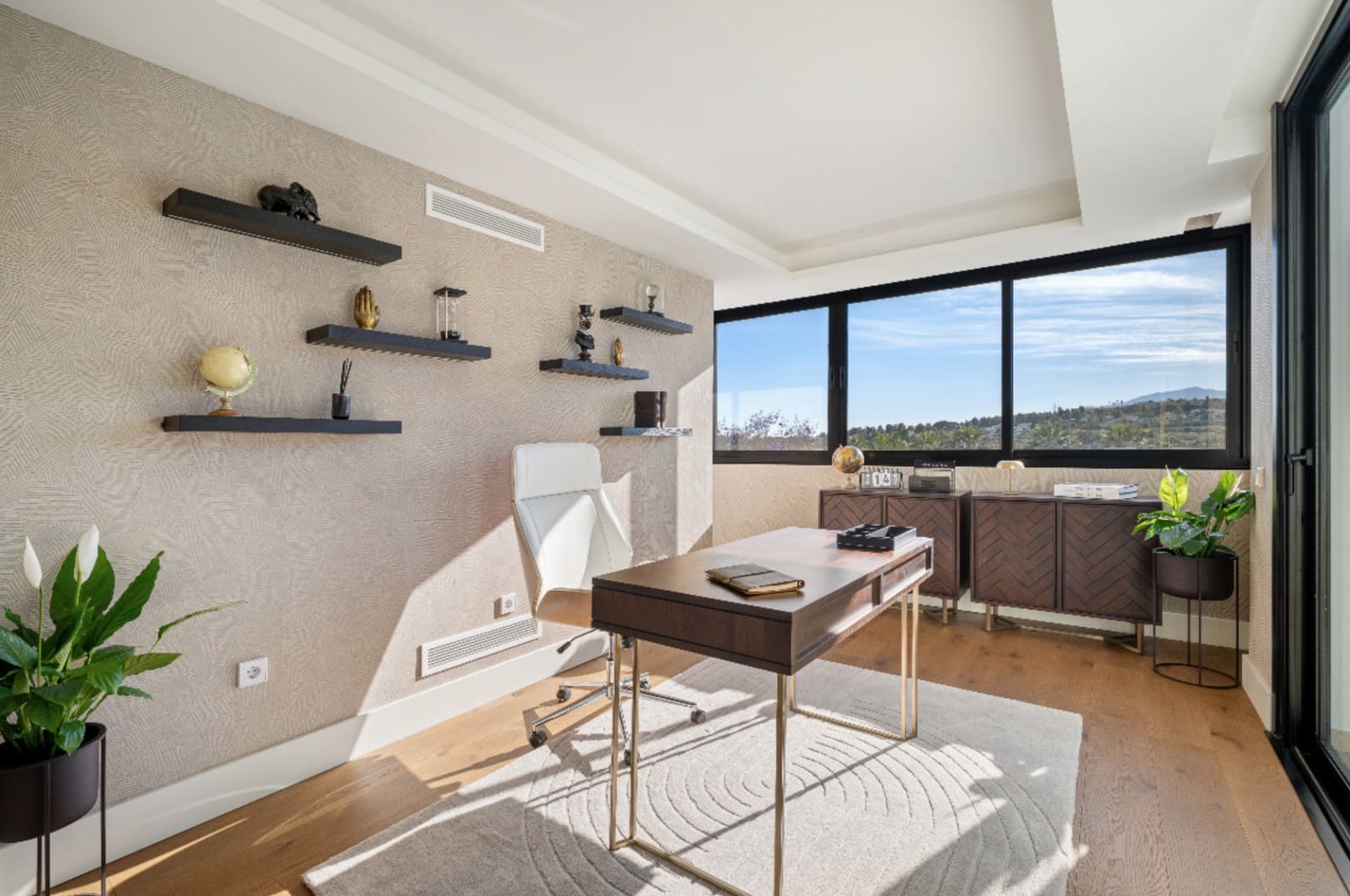 6 bedroom Villa for sale in Marbella with pool garage - € 7,350,000 (Ref: 9245824)